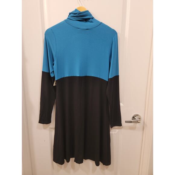 Karen Kane Colorblock Turtleneck Dress - Picture 3 of 8